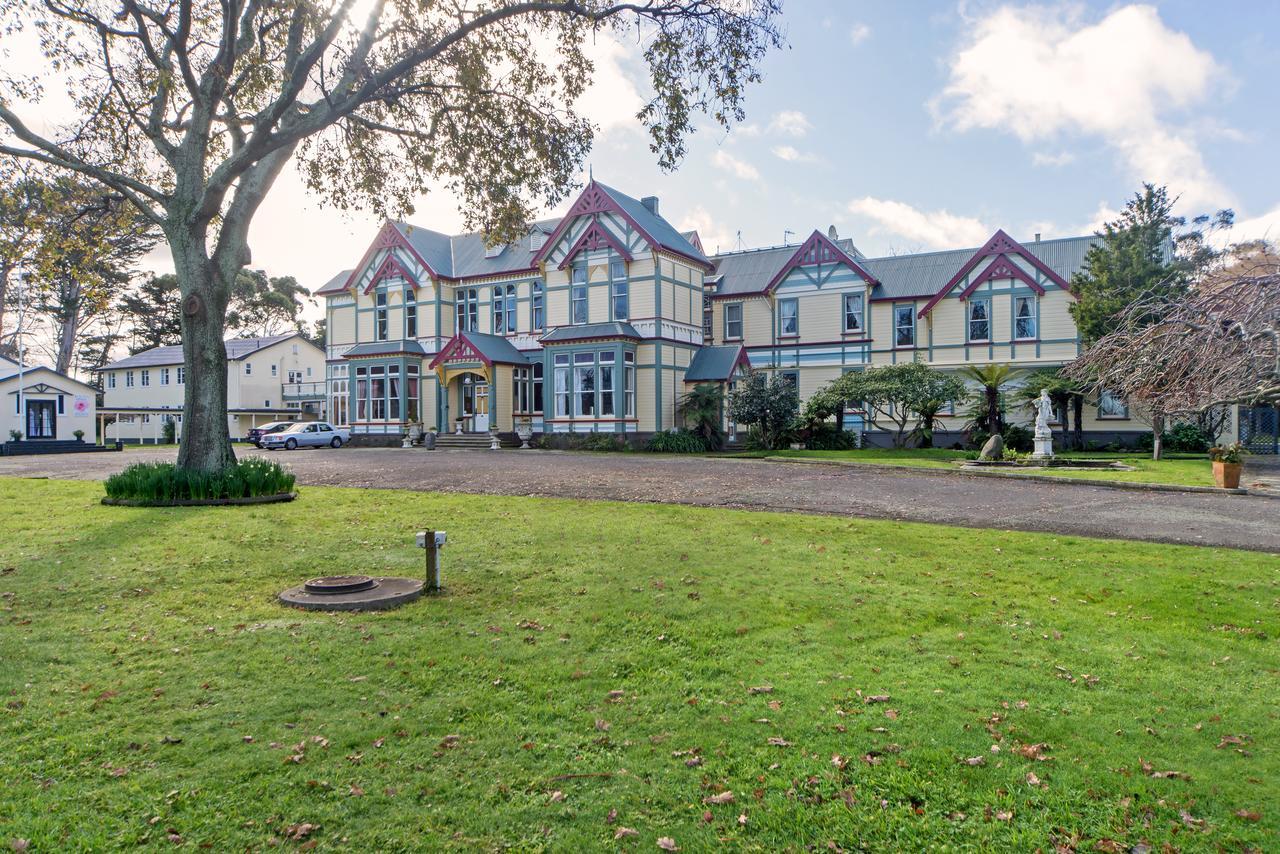 Highden Manor Estate Hotel Palmerston North Exterior foto