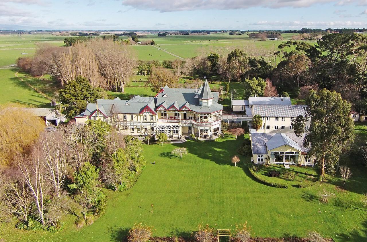 Highden Manor Estate Hotel Palmerston North Exterior foto