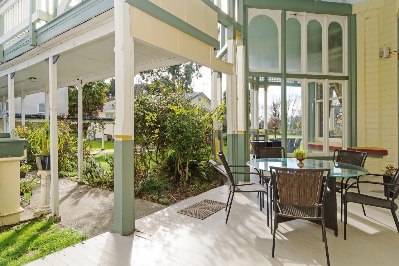 Highden Manor Estate Hotel Palmerston North Exterior foto