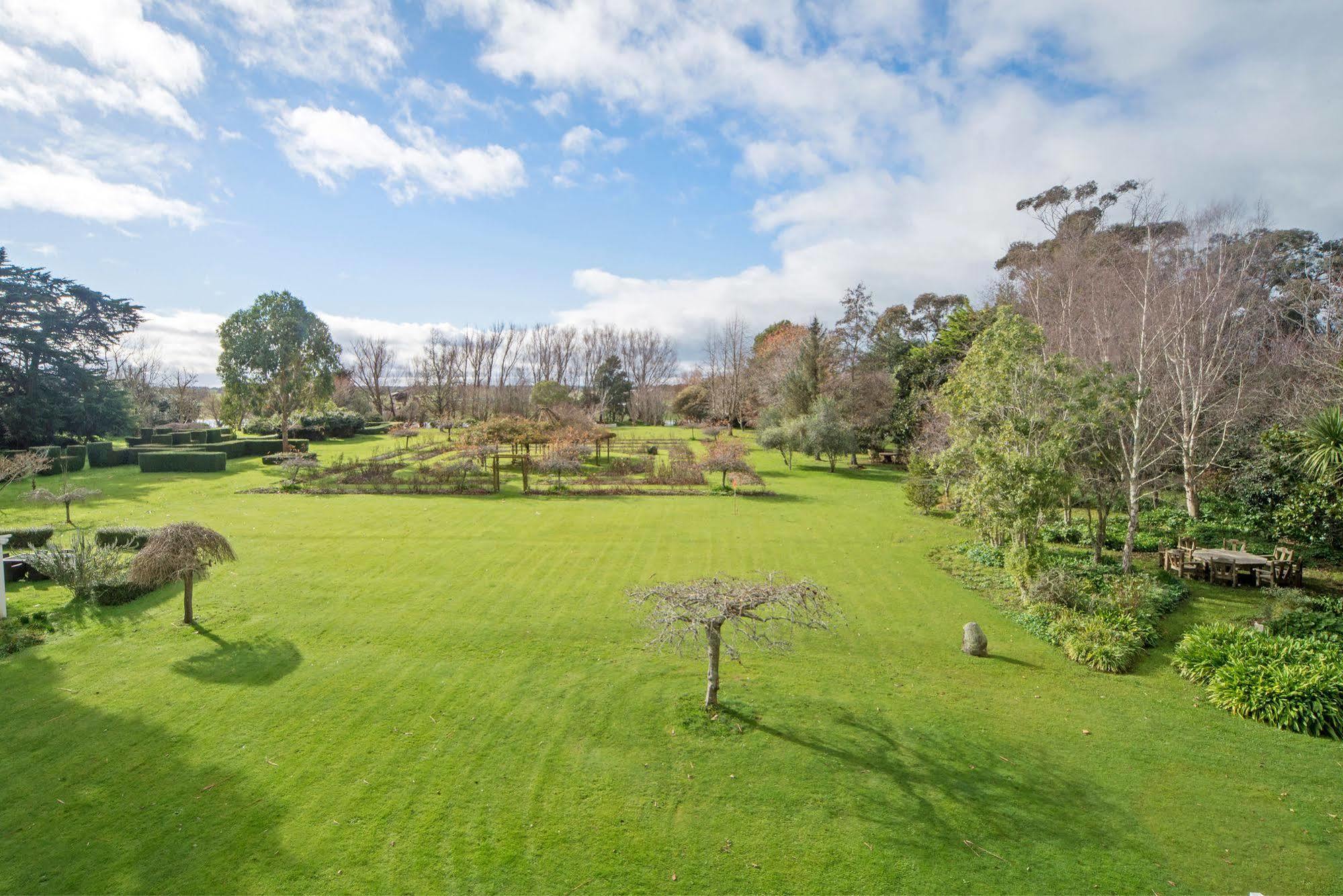 Highden Manor Estate Hotel Palmerston North Exterior foto